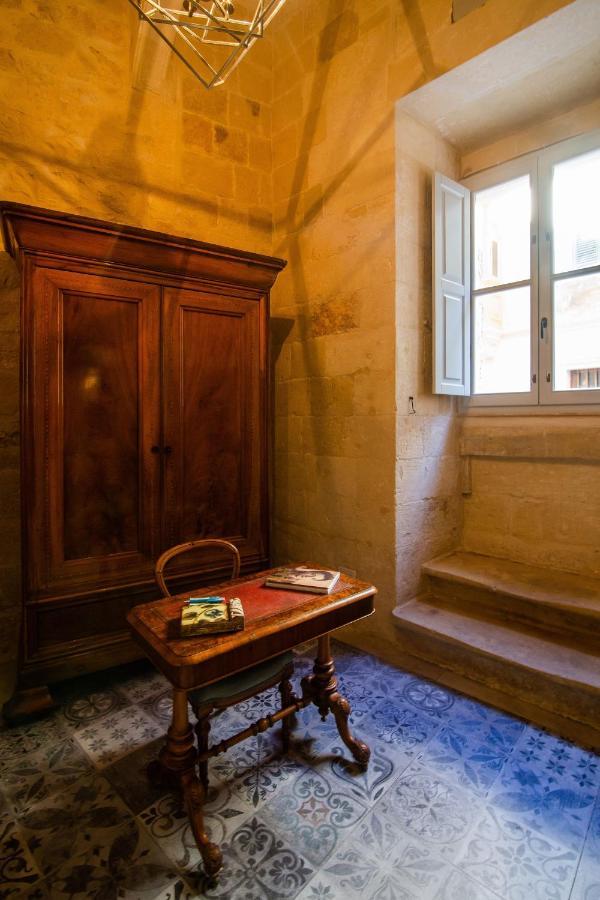 Palazzino Birgu Host Family Bed And Breakfast Экстерьер фото